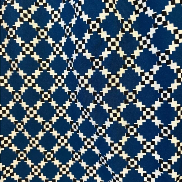 UNTUCKit Blue and White Dress - Picture 3 of 5